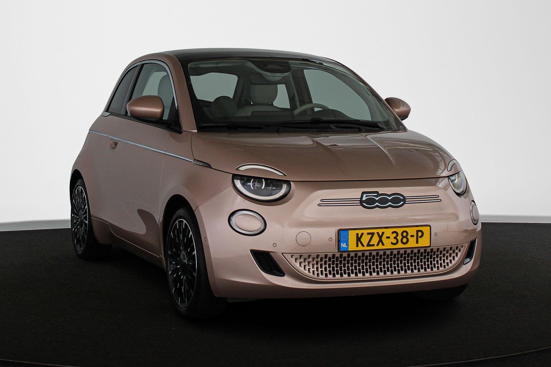 Fiat 500 La Prima 42 kWh Pano Leder Stoelverwarming JBL Came, Gebruikt, 4 stoelen, https://media-marktplaats.export.dv.nl/23956429086/document-1.pdf