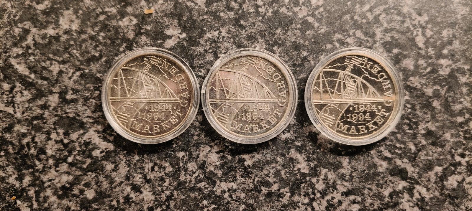 Set van 3 herdenkingsmunten 1944-1984 Market Garden, Ophalen, Overige waardes, Setje