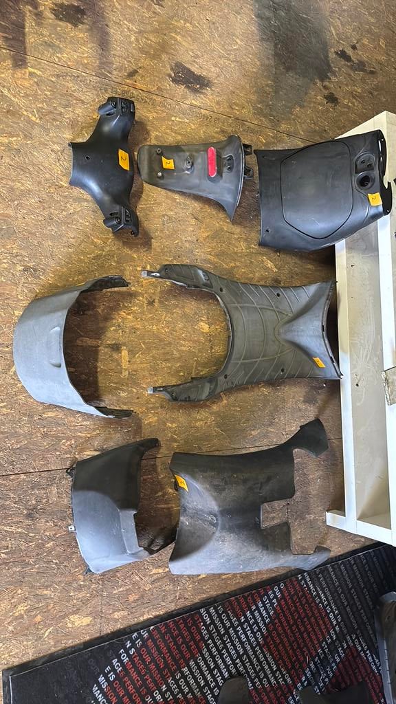 Piaggio zip binnenkappenset - 2, Ophalen of Verzenden