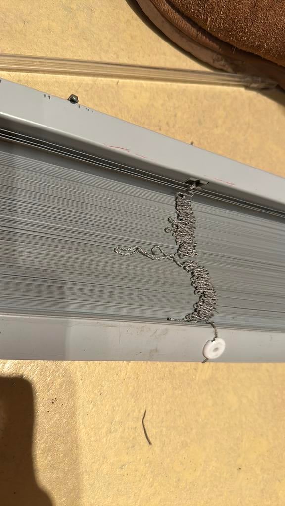 Luxaflex 190 grijs, Ophalen, Zo goed als nieuw, Grijs, 150 tot 200 cm