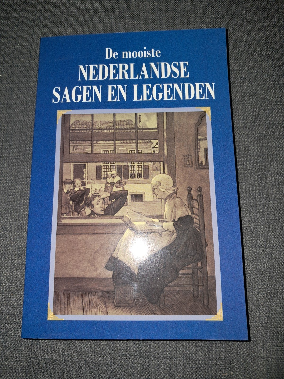 De mooiste Nederlandse sagen en legenden, Ophalen of Verzenden, Zo goed als nieuw, Onbekend, Nederland