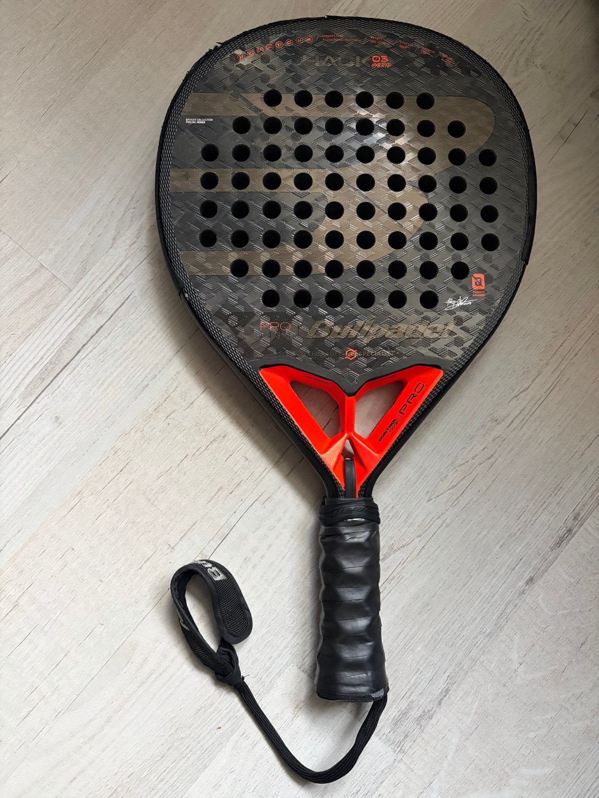 Bullpadel Hack 03 Hybrid - Padel Racket + Tas, Ophalen of Verzenden, Gebruikt