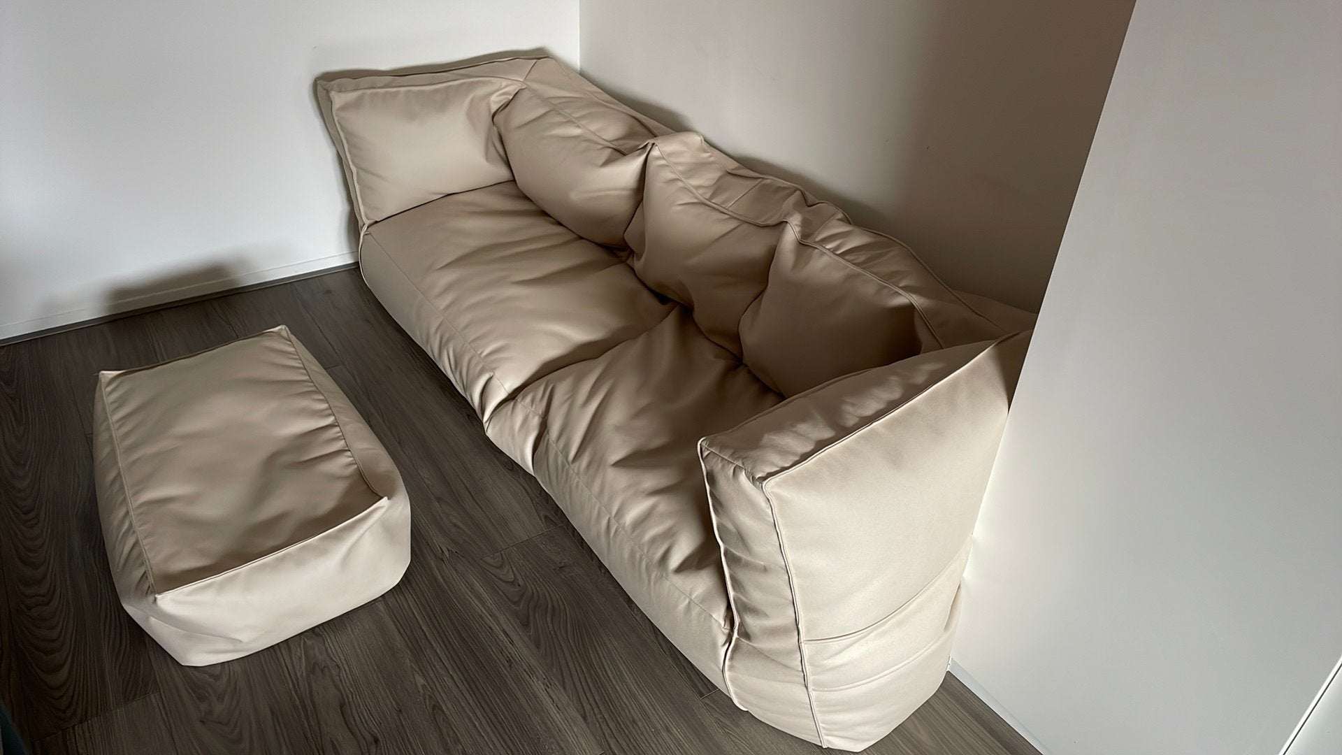 LoungePug zitzak bank + voeten bankje, Ophalen, Tweepersoons, 75 tot 100 cm, Zo goed als nieuw