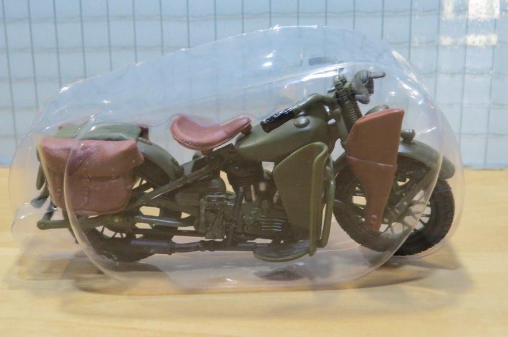 Harley WLA Flat Head 1942 1:18 (34) blister, Maisto, May Cheong Group France S.A.S., Nieuw, Ophalen of Verzenden