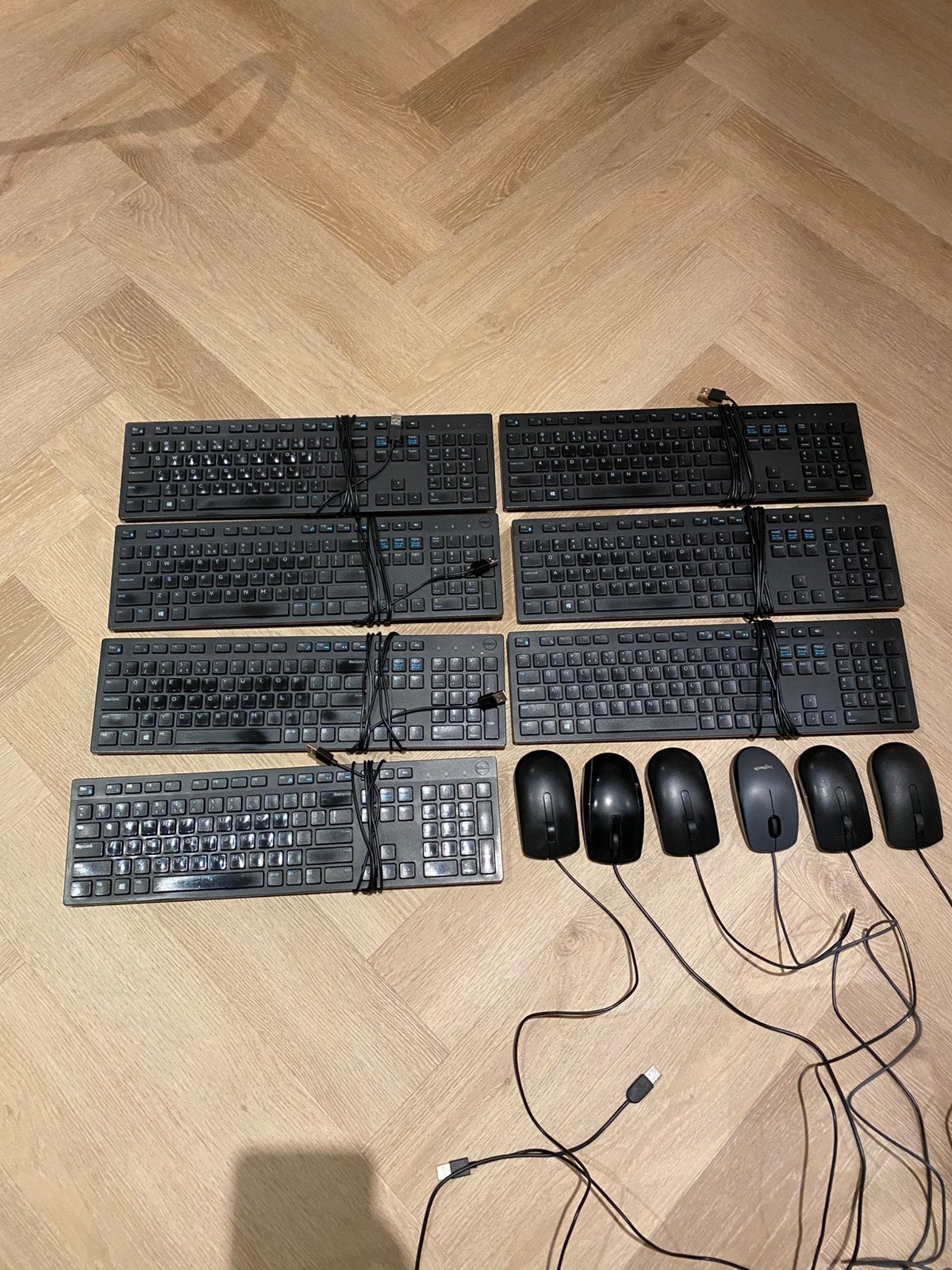 Toetsenbord Dell 7x muis USB 6 x, Ophalen of Verzenden, Gebruikt