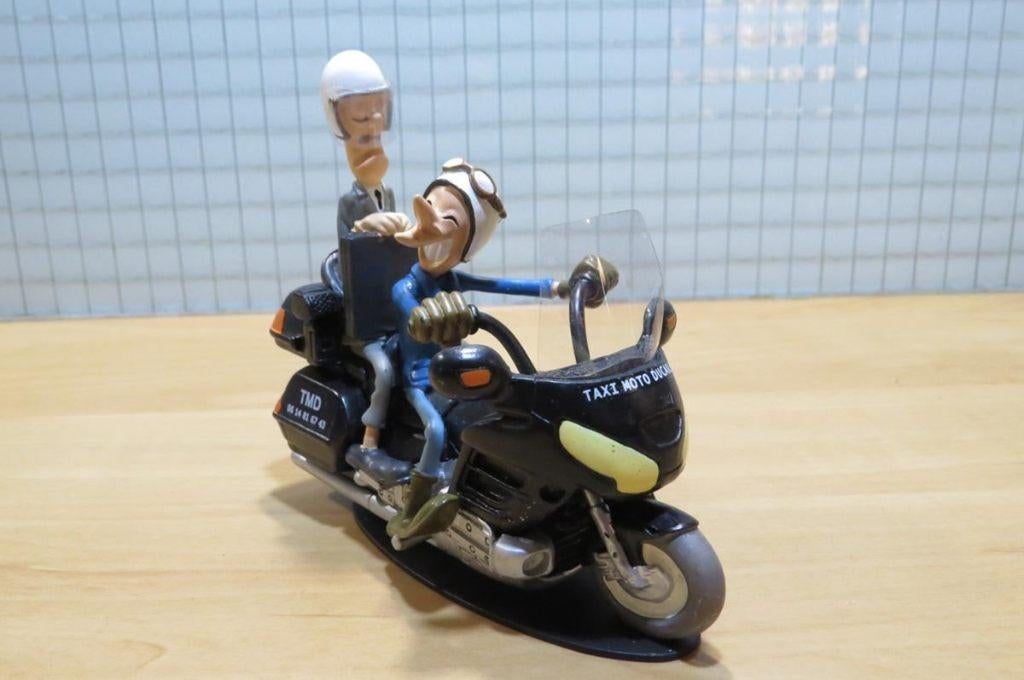 Joe Bar Paul Posichon Honda 1800 Goldwing TAXI 1:18 JB167, Verzamelen, Poppetjes en Figuurtjes, Hachette Collections SNC, Nieuw