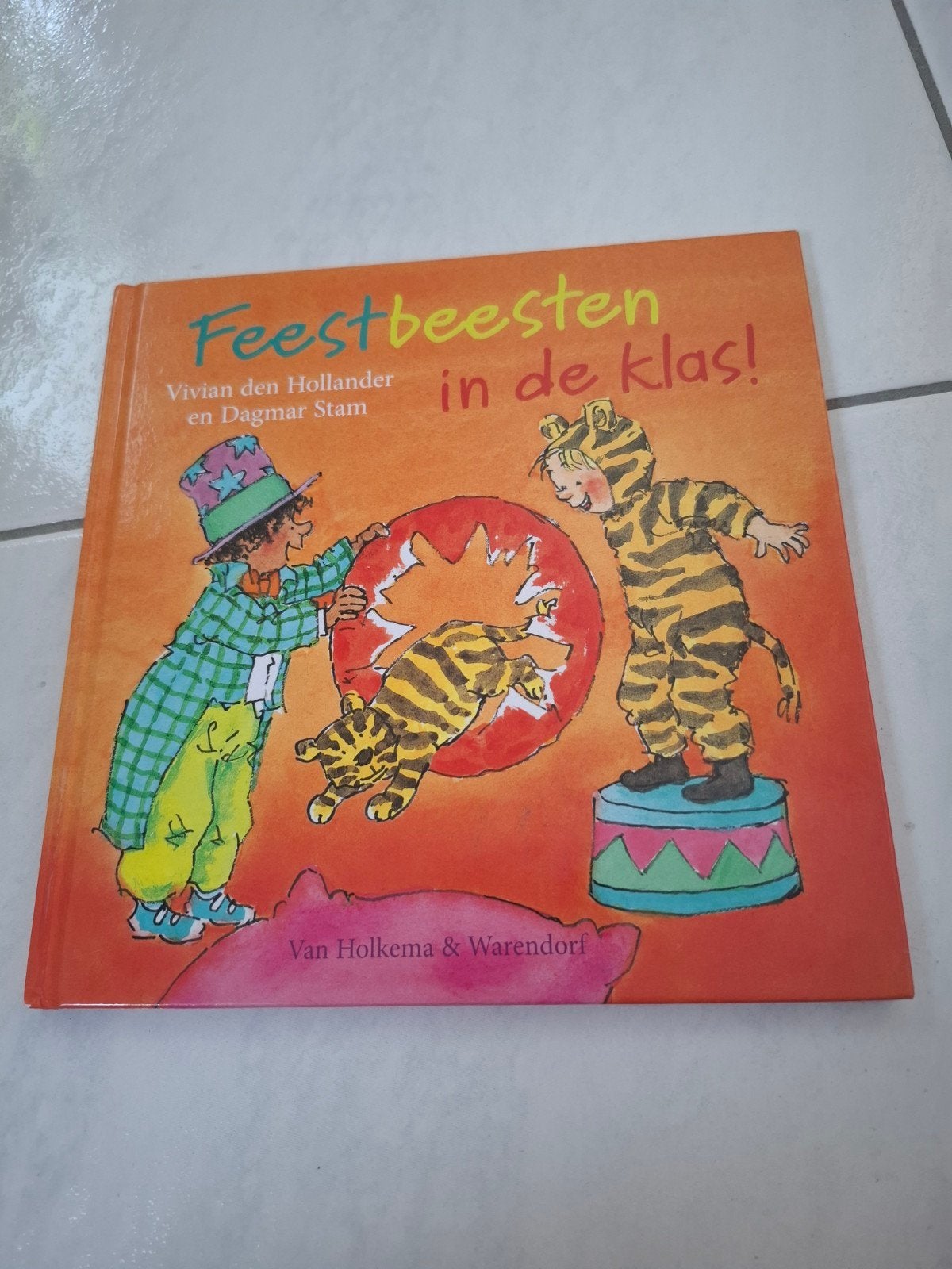 Feestbeesten in de klas! - Kinderboek Vivian den Hollander, Ophalen, Gelezen, Vivian den Hollander, Fictie algemeen