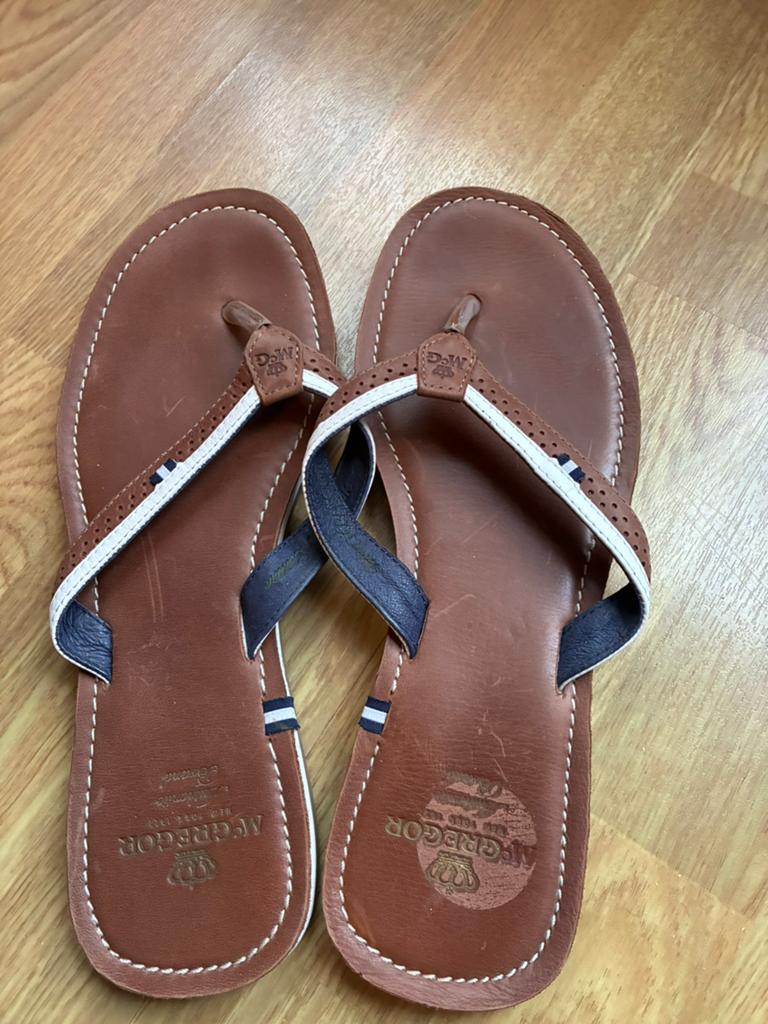 McGregor slippers 41, Slippers, Blauw, Nieuw, Ophalen of Verzenden