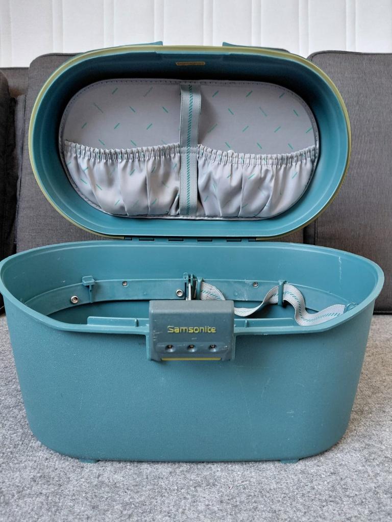 Beautycase Samsonite met cijferslot, Sieraden, Tassen en Uiterlijk, Beautycases, Ophalen, Gebruikt, Blauw, Met slot