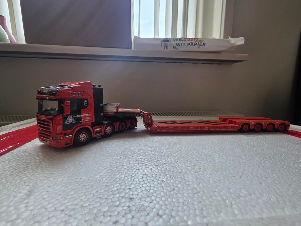 Dieplader Scania Van Grinsven BV - model met lichte schade, Ophalen of Verzenden