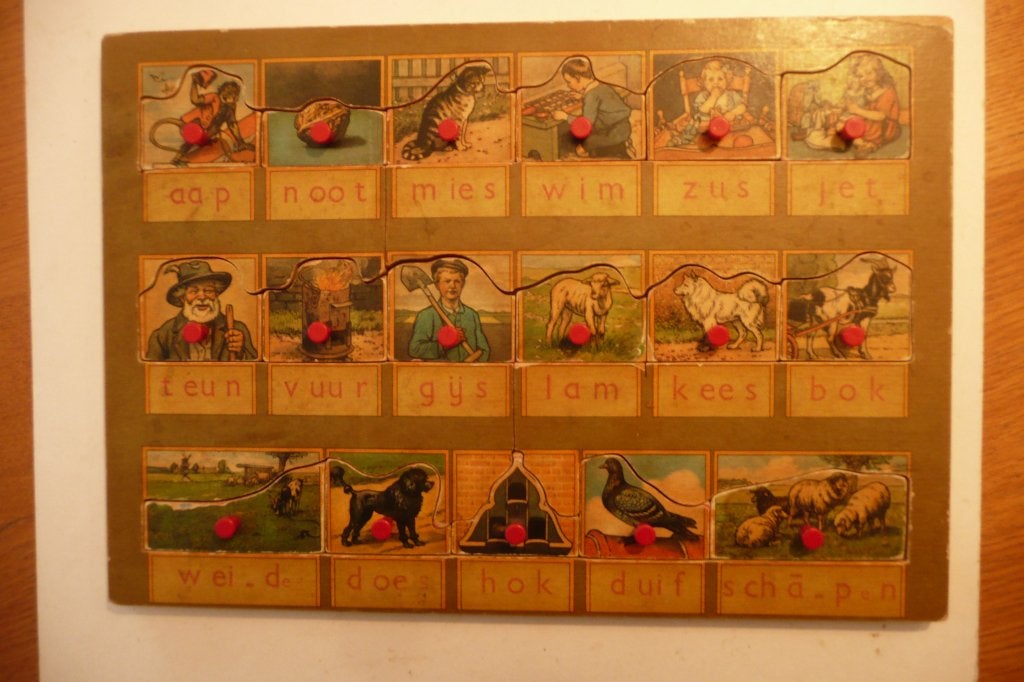 Vintage leesplankje aap noot mies knopjespuzzel, Antiek en Kunst, Ophalen of Verzenden