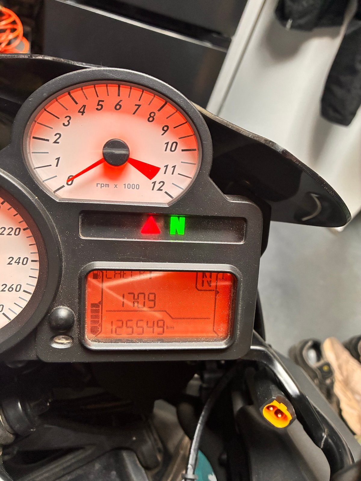 BMW K1200R - Goed onderhouden met vele upgrades, 4 cilinders, Motorrijbewijs A, Gebruikt, Particulier
