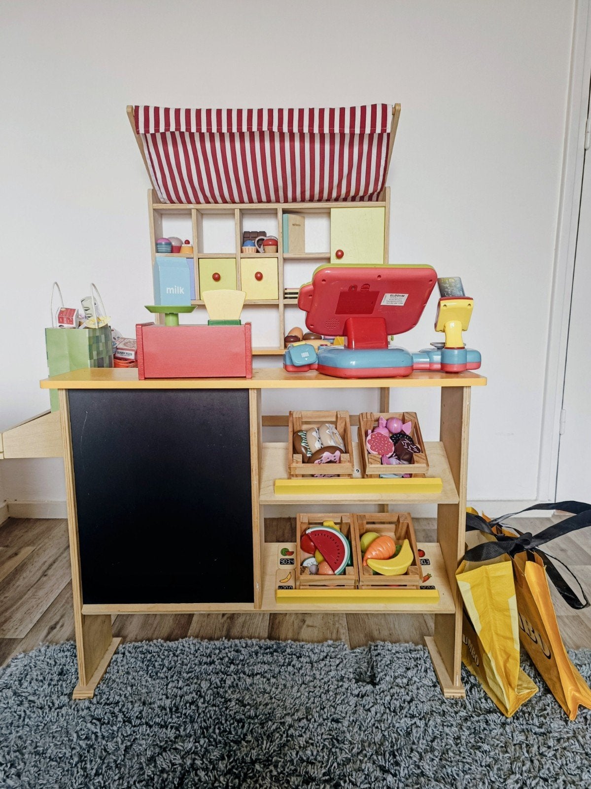 Houten Speelgoed Winkel met Accessoires, Ophalen, Gebruikt, Jongen of Meisje