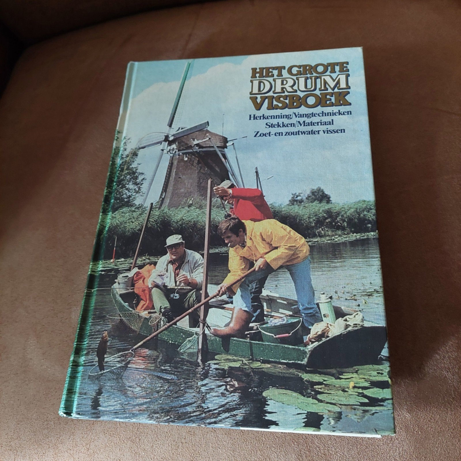 Het Grote Drum Visboek - Herkenning, Vangtechnieken, Watersport en Boten, Hengelsport | Algemeen, Ophalen of Verzenden