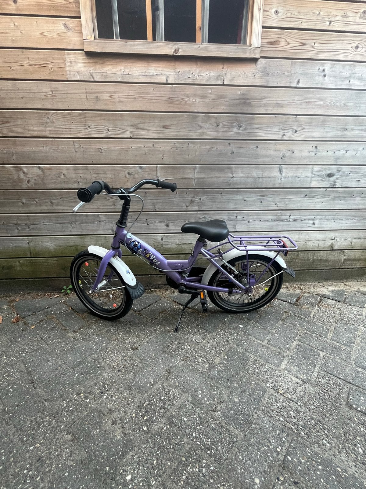 Leuke 16 inch meisjesfiets - Klaar voor nieuwe avonturen!, Ophalen, Terugtraprem, Gebruikt, Handrem