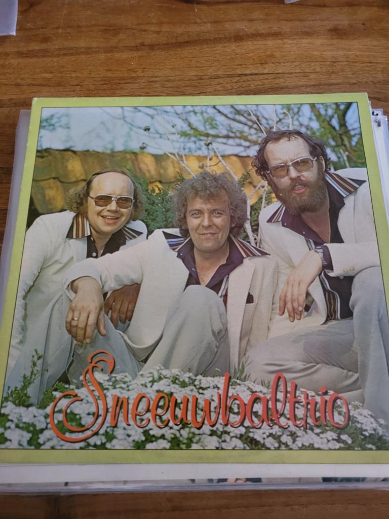 Sneeuwbal trio, Ophalen of Verzenden, Zo goed als nieuw, Overige formaten, Levenslied of Smartlap