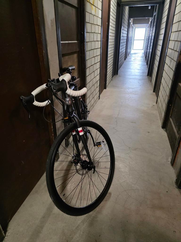 Gloednieuwe dames racefiets - nooit gebruikt, Fietsen en Brommers, Fietsen | Racefietsen, Overige merken, Nieuw, Ophalen of Verzenden