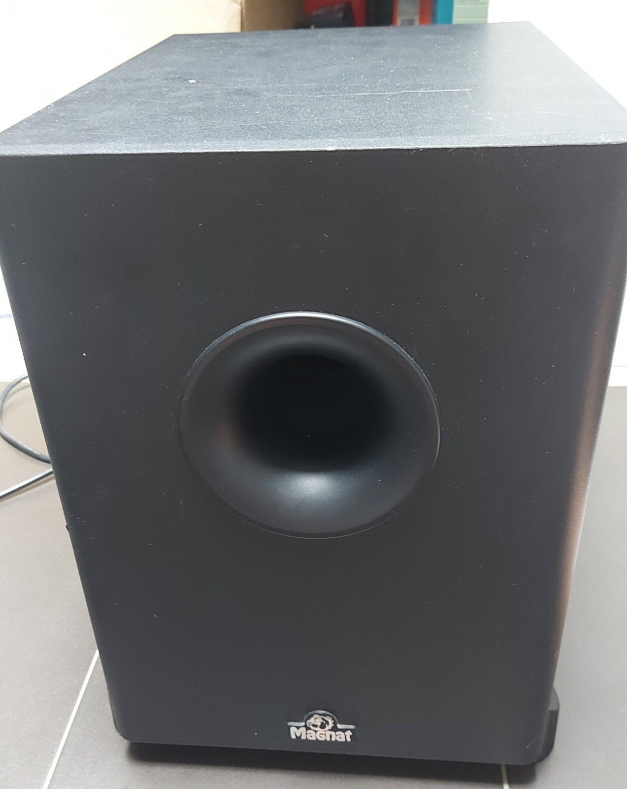 Magnat 1457061 actieve subwoofer met 5 speakers, Audio, Tv en Foto, Luidsprekers, Ophalen, Gebruikt, Magnat, Surroundset