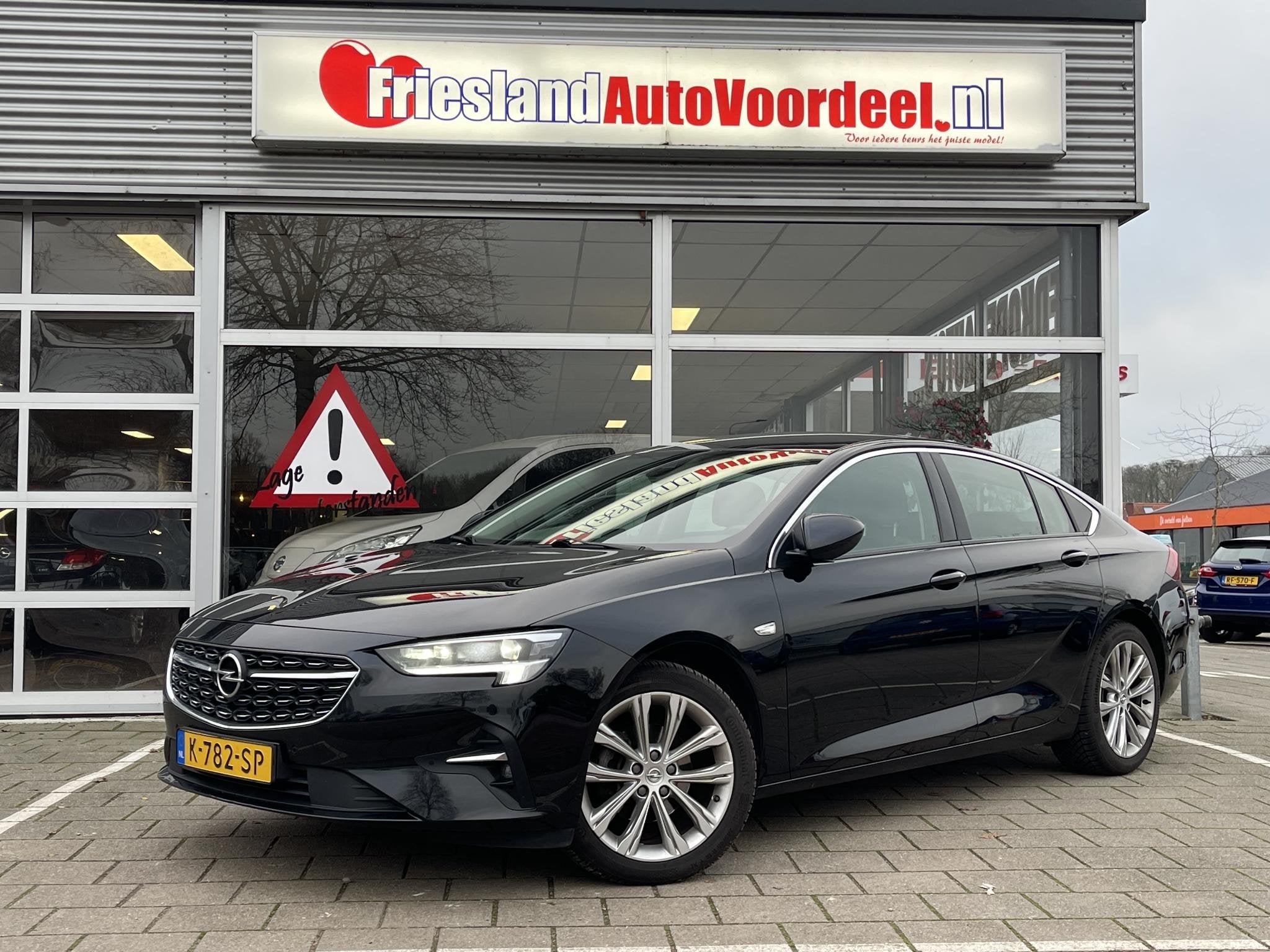 Opel Insignia Grand Sport 1.5 CDTI Business Elegance /Cruise, Voorwielaandrijving, Gebruikt, Met garantie (alle), Origineel Nederlands