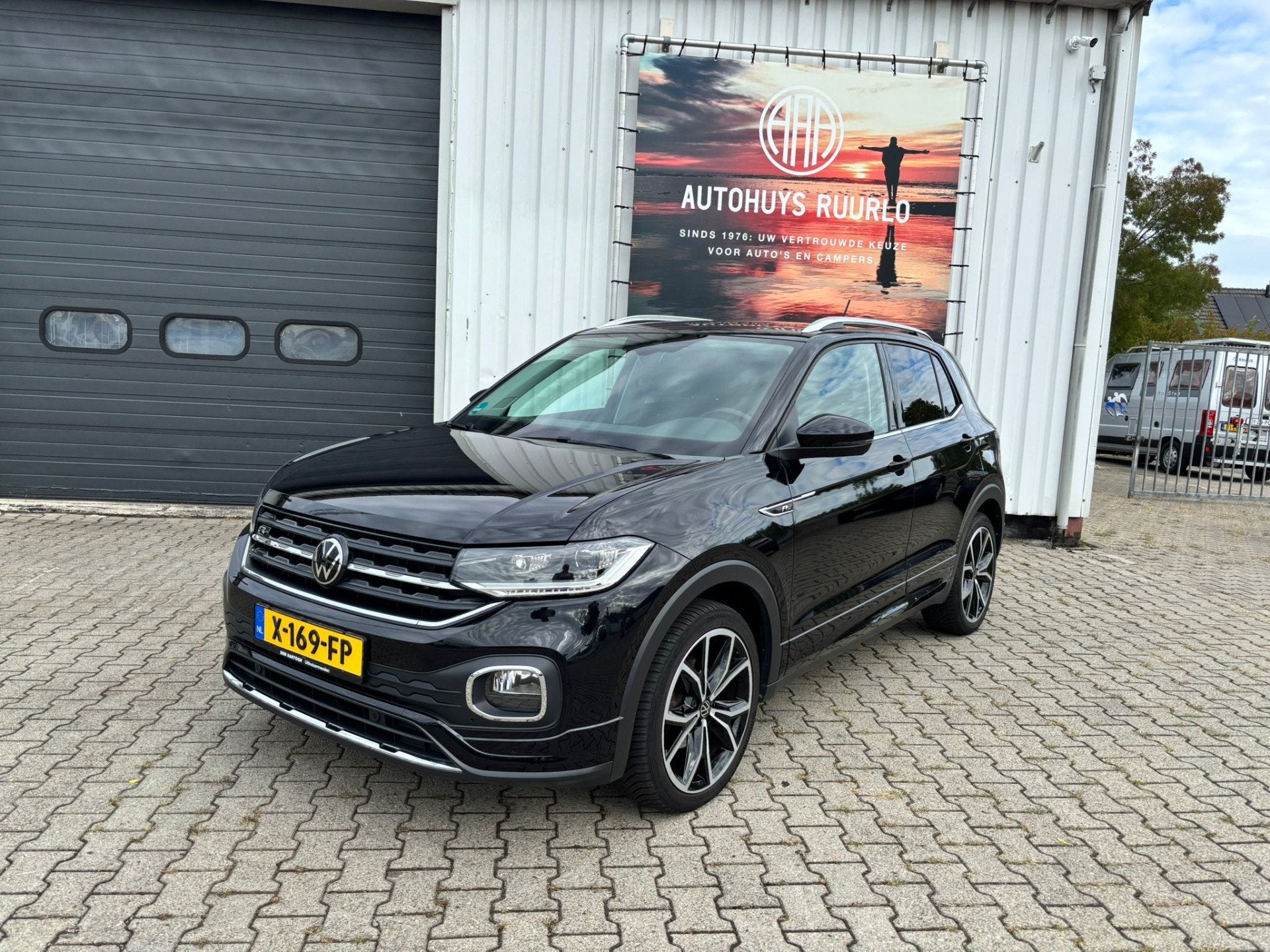 Volkswagen T-Cross 1.5 TSI 150 PK DSG R-LineCAMERA | ACC | 1, Auto's, Dealer onderhouden, T-Cross, 4 cilinders, Leder en Stof