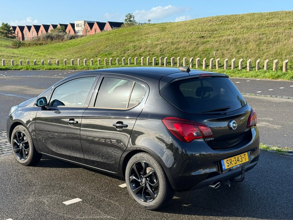 Opel Corsa 1.4 Black Edition 5D 2018 Zwart, Voorwielaandrijving, Dealer onderhouden, 4 cilinders, Origineel Nederlands