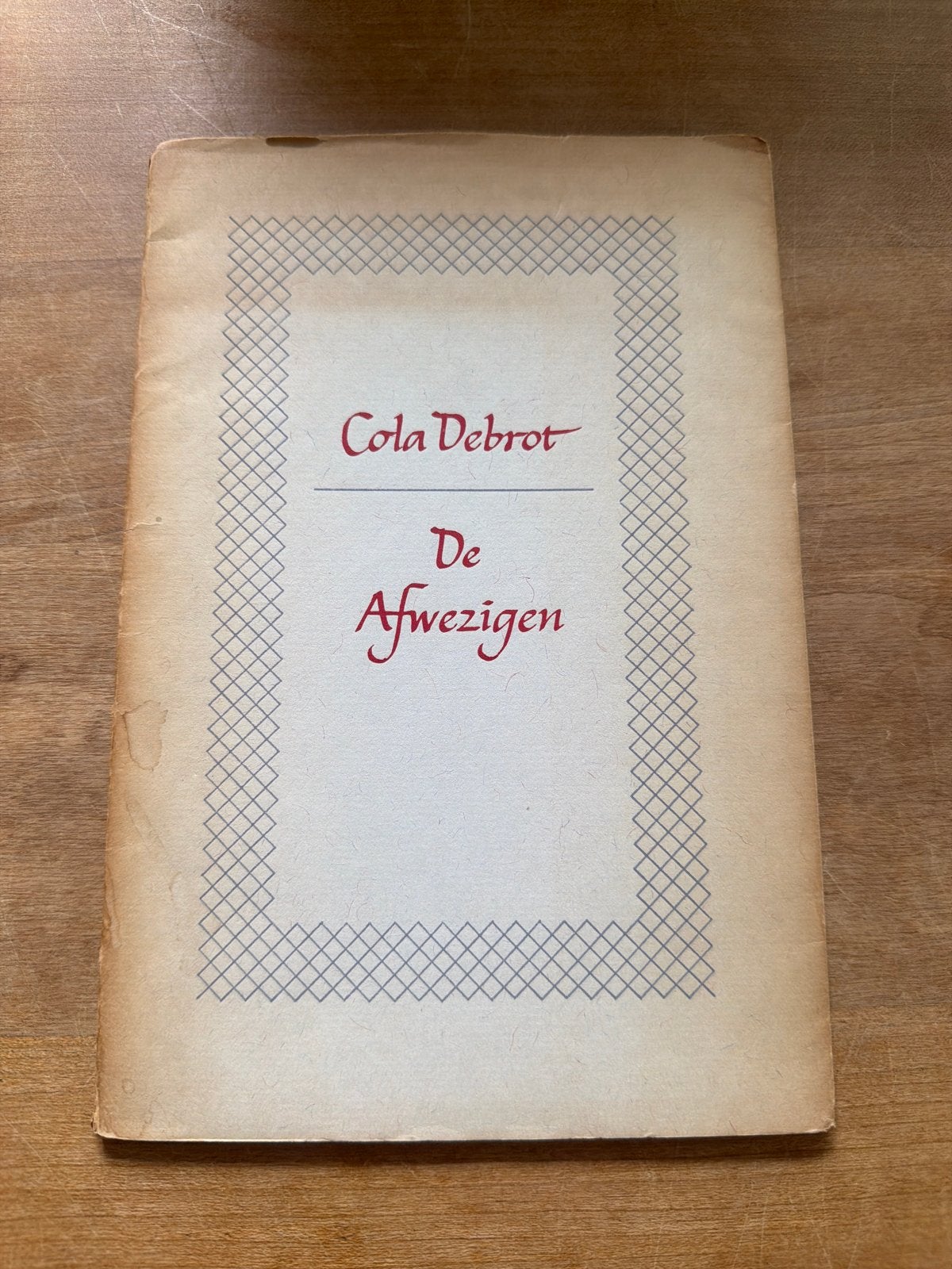 Cola Debrot - De Afwezigen (Vijf Sonnetten uit Hades), Ophalen of Verzenden, Gelezen, Nederland