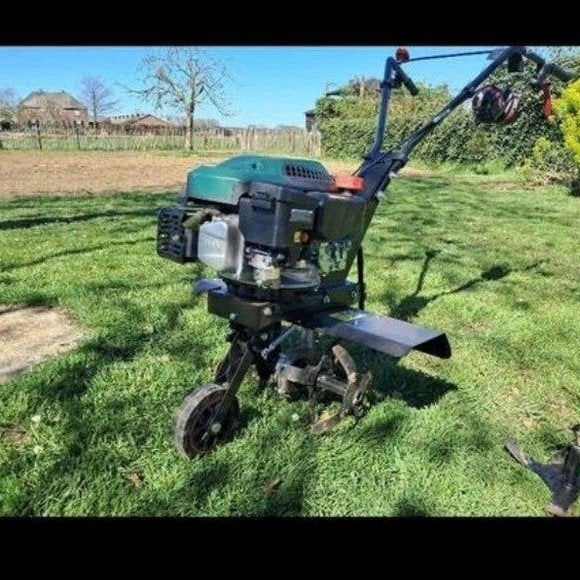 Benzine tuinfees, grondfrees te huur., Ophalen of Verzenden