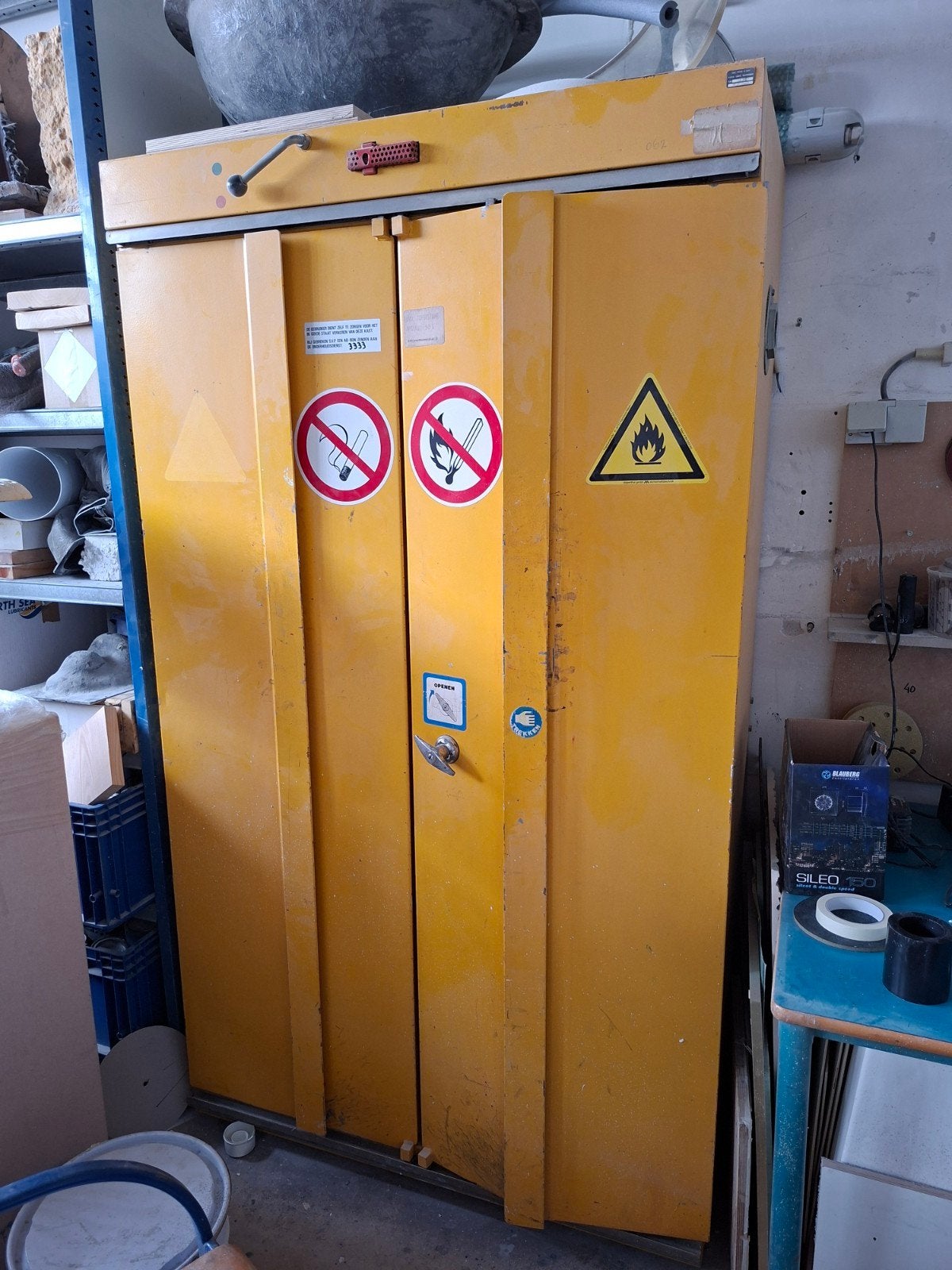 laboratorium / veiligheidskast, Ophalen, Gebruikt, 25 tot 50 cm, 50 tot 100 cm