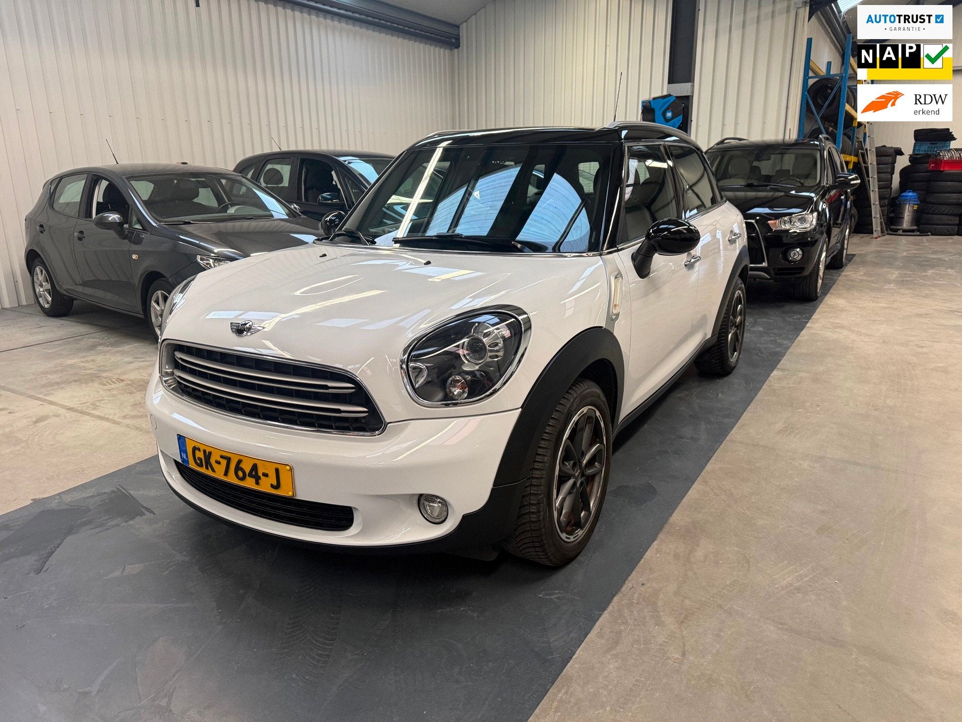 Mini Countryman 1.6 Cooper Knockout Edition NAVI/CLIMA/NAP/A, Voorwielaandrijving, Dealer onderhouden, Gebruikt, Euro 6
