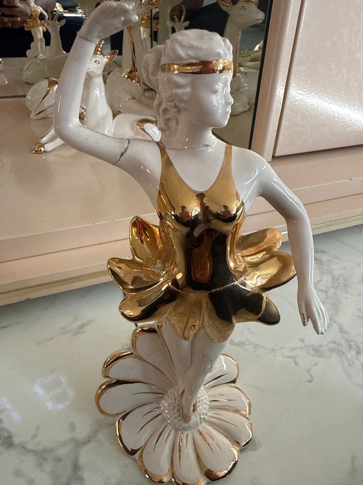 Vintage porseleinen beeldje ballerina met gebroken arm, Verzamelen, Ophalen of Verzenden, Gebruikt, Mens
