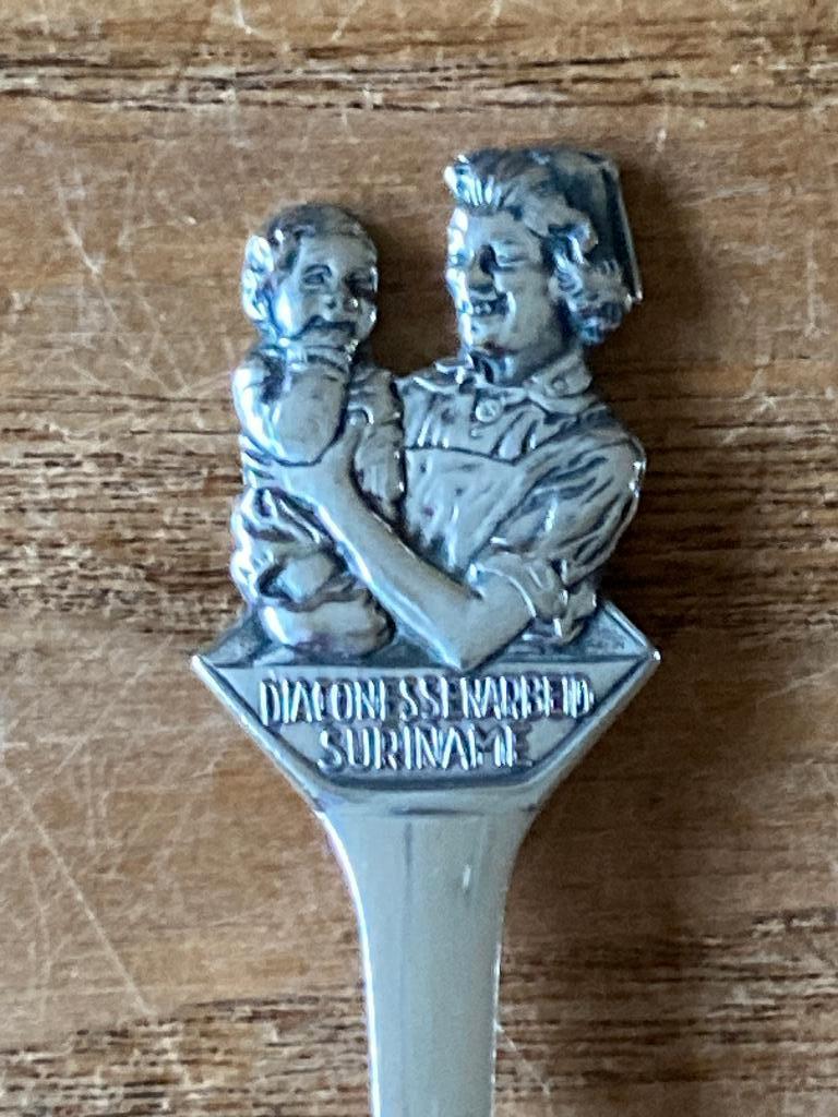 Vintage verzilverde theelepel Diaconessenarbeid Suriname, Antiek en Kunst, Ophalen of Verzenden
