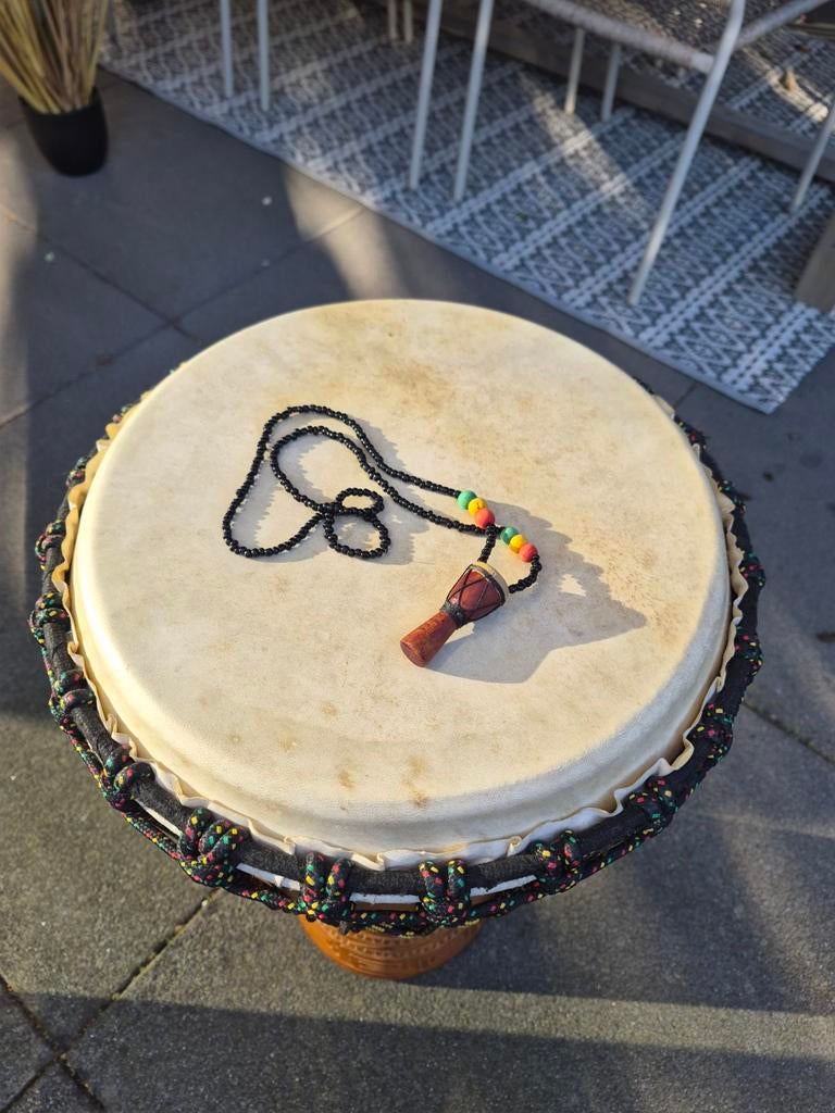 Mooie Djembe - Handgemaakte Afrikaanse Trommel, Ophalen of Verzenden, Zo goed als nieuw, Overige merken