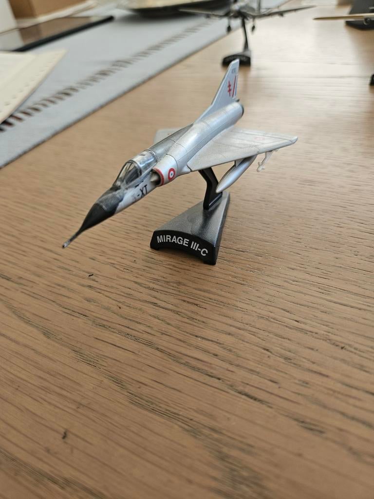 Metalen vliegtuigjes, Hobby en Vrije tijd, Modelbouw | Vliegtuigen en Helikopters, Ophalen of Verzenden, 1:72 tot 1:144, Overige merken