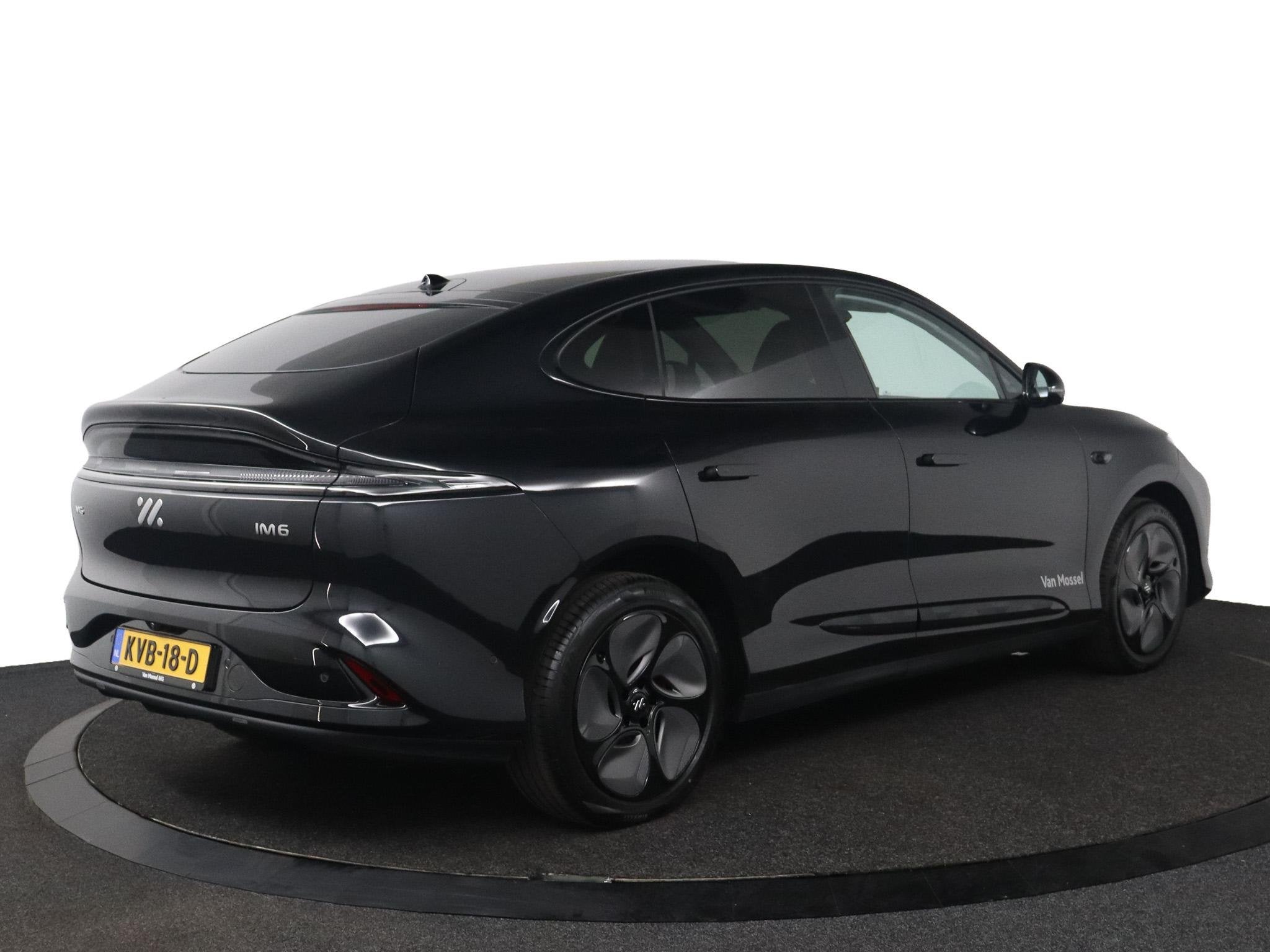 MG MG IM6 100 Long Range RWD 4 Wiel besturing | 800V Technol, Auto's, Automaat, Achterwielaandrijving, Zwart, Origineel Nederlands