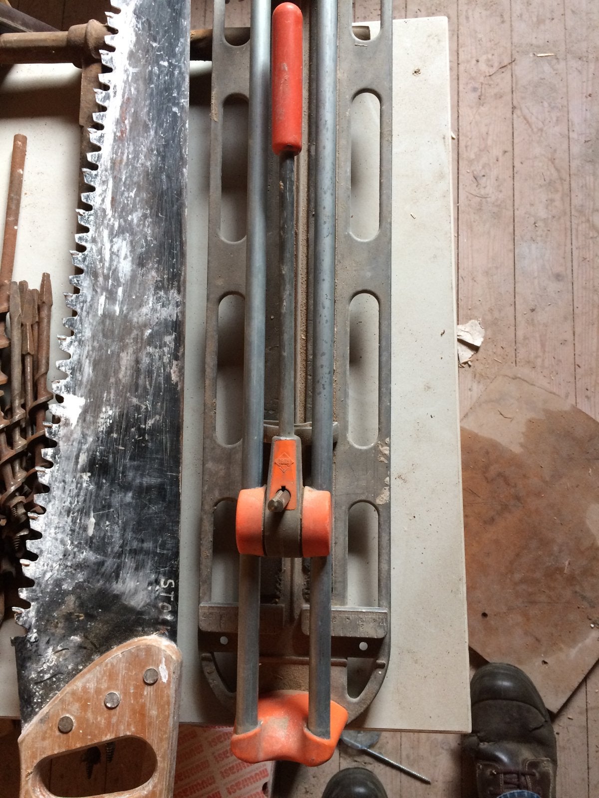 Rubi tegelsnijder max 50 cm ., Ophalen of Verzenden, Zo goed als nieuw, Beton, Terrastegels