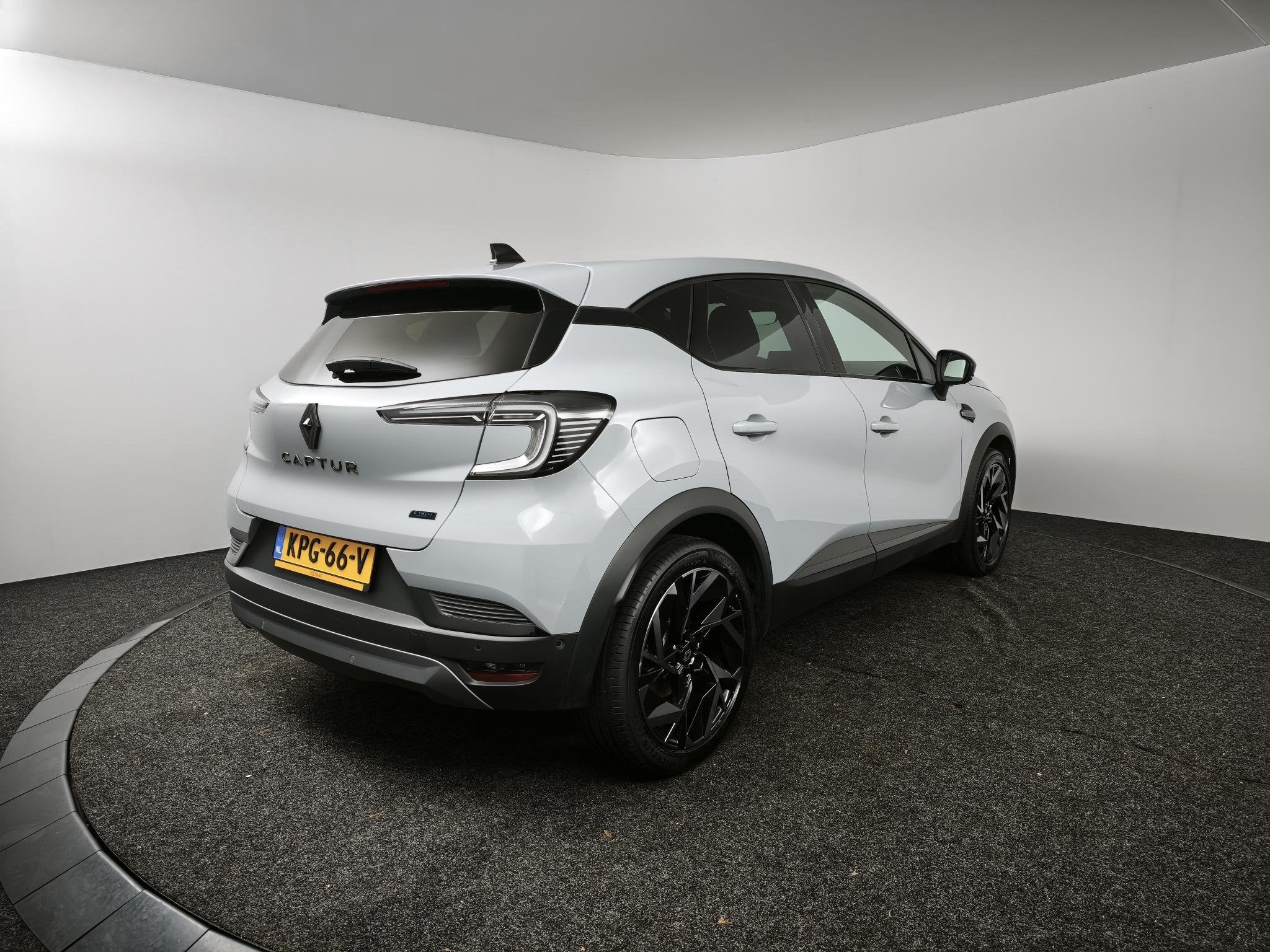 Renault Captur 1.6 E-Tech full hybrid 145 Esprit Alpine | Ca, Auto's, 1345 kg, Gebruikt, Met garantie (alle), Automatische klimaatregeling