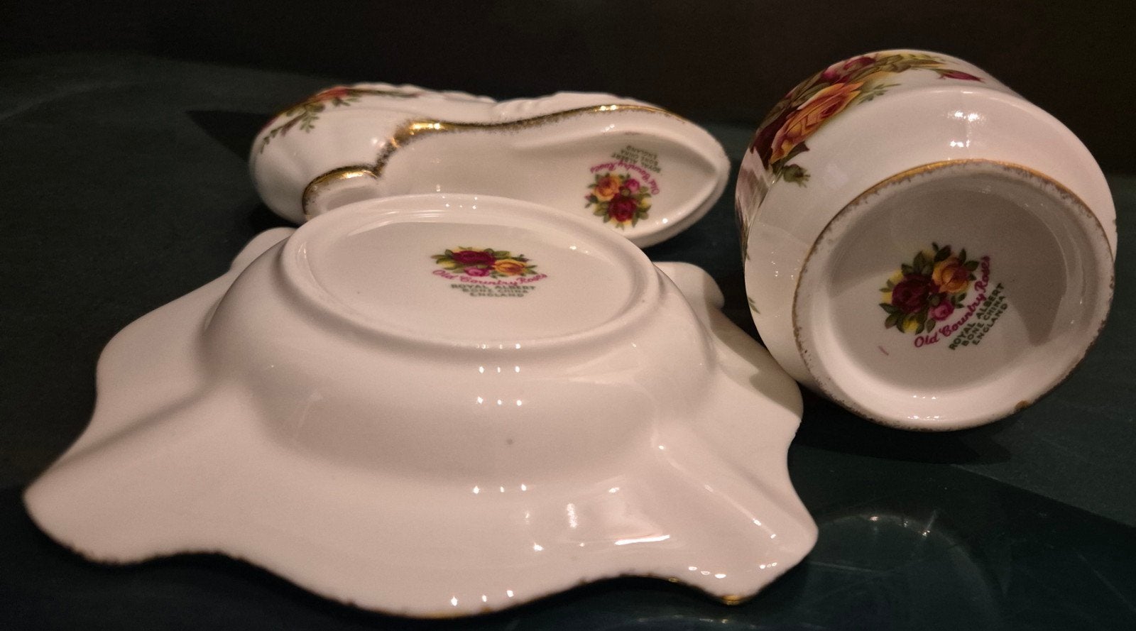 Royal Albert, Ophalen