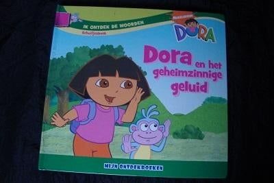 DORA EN HET GEHEIMZINNIGE GELUID schuifjesboek, Boeken, Ophalen of Verzenden, Gelezen, Fictie algemeen