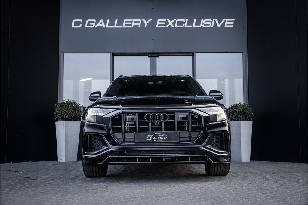 Audi SQ8 4.0 TFSI quattro - Panorama | Luchtvering | Keyless, Auto's, Audi, Automaat, Gebruikt, Automatische klimaatregeling, 2245 kg