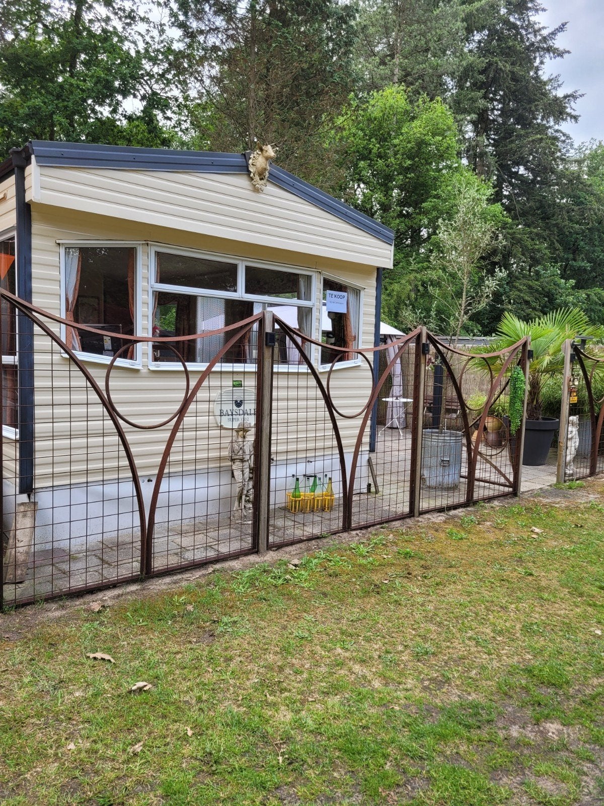 Te koop stacaravan op een prachtige locatie gemeente Ommen.
