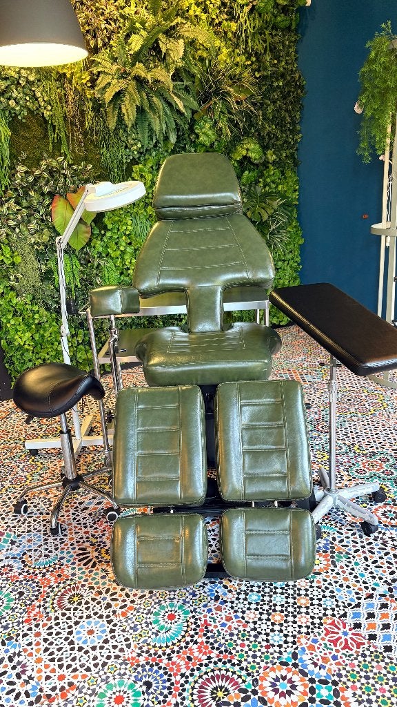 Tattoo stoel en gehele startset om te beginnen Tattooshop, Ophalen, Zo goed als nieuw