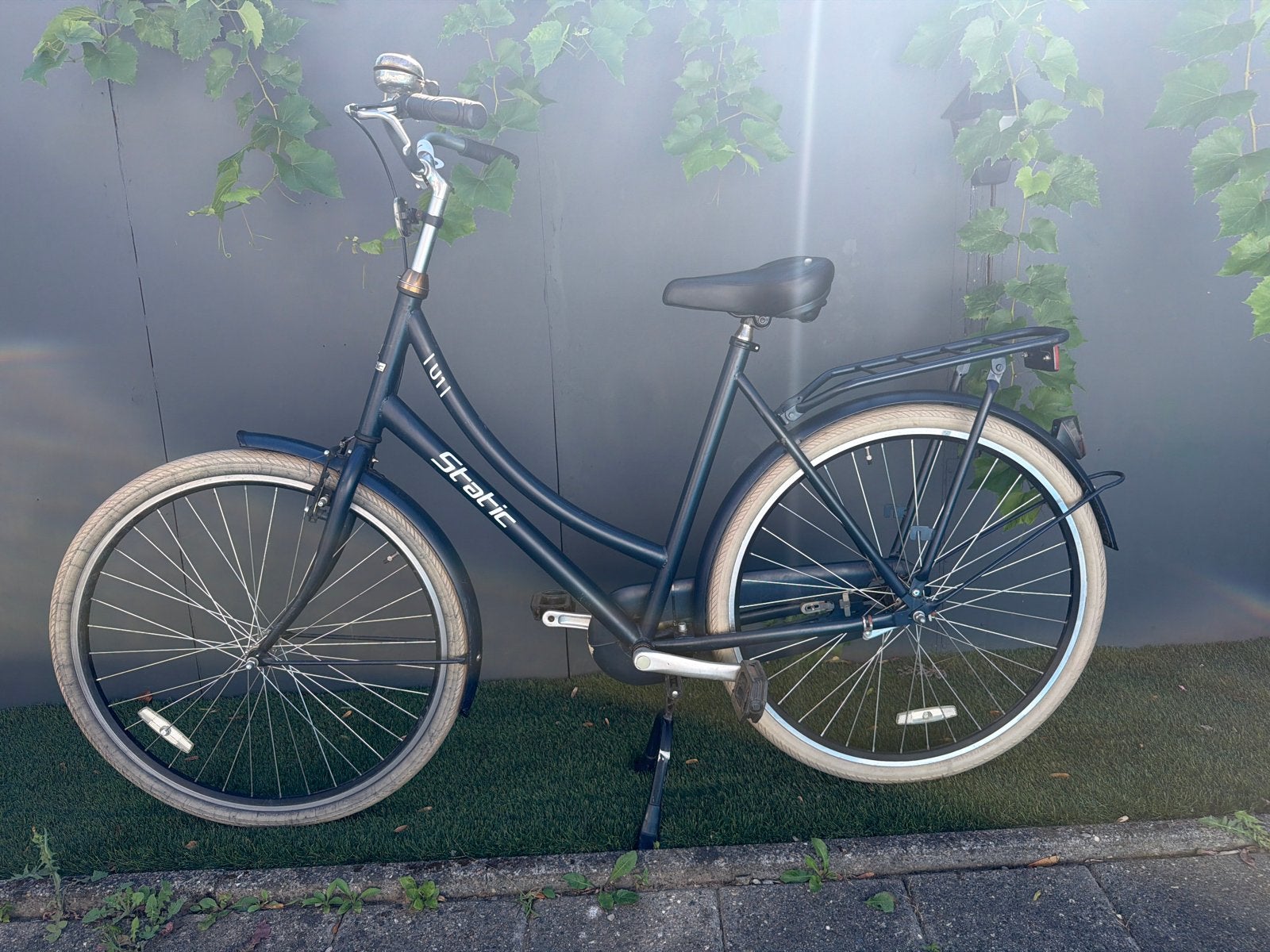 Static 28 inch damesfiets incl verlichting, slot en bel, Terugtraprem, Gebruikt, 50 tot 53 cm, Ophalen