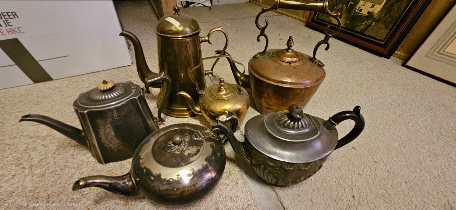 Antieke theepotten en koffiekannen collectie, Ophalen