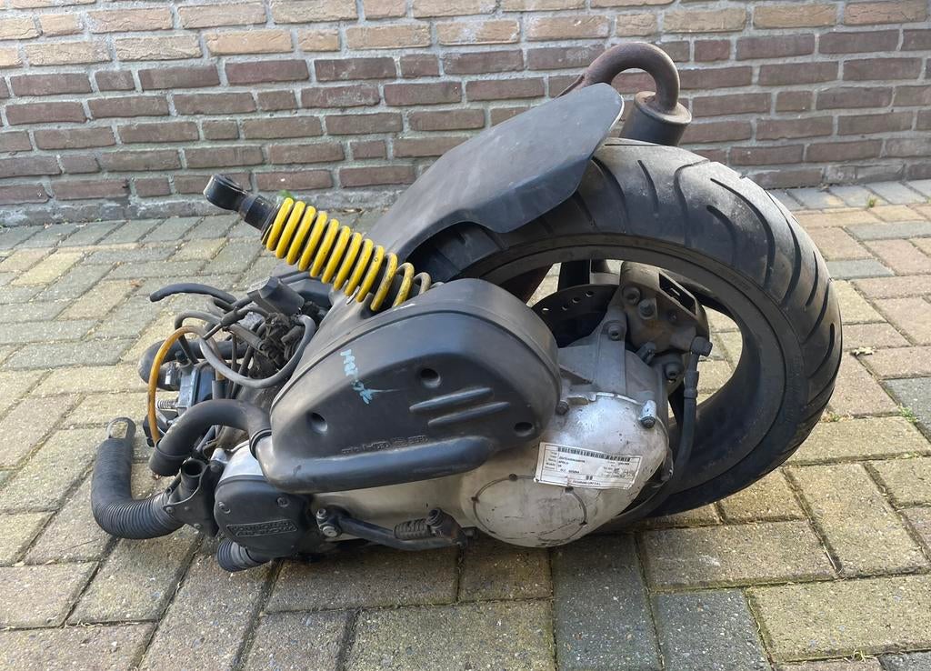 Aprilia sr 50cc 2t blok, Fietsen en Brommers, Scooters | Aprilia, Ophalen, Tweetakt, Maximaal 45 km/u, SR 50