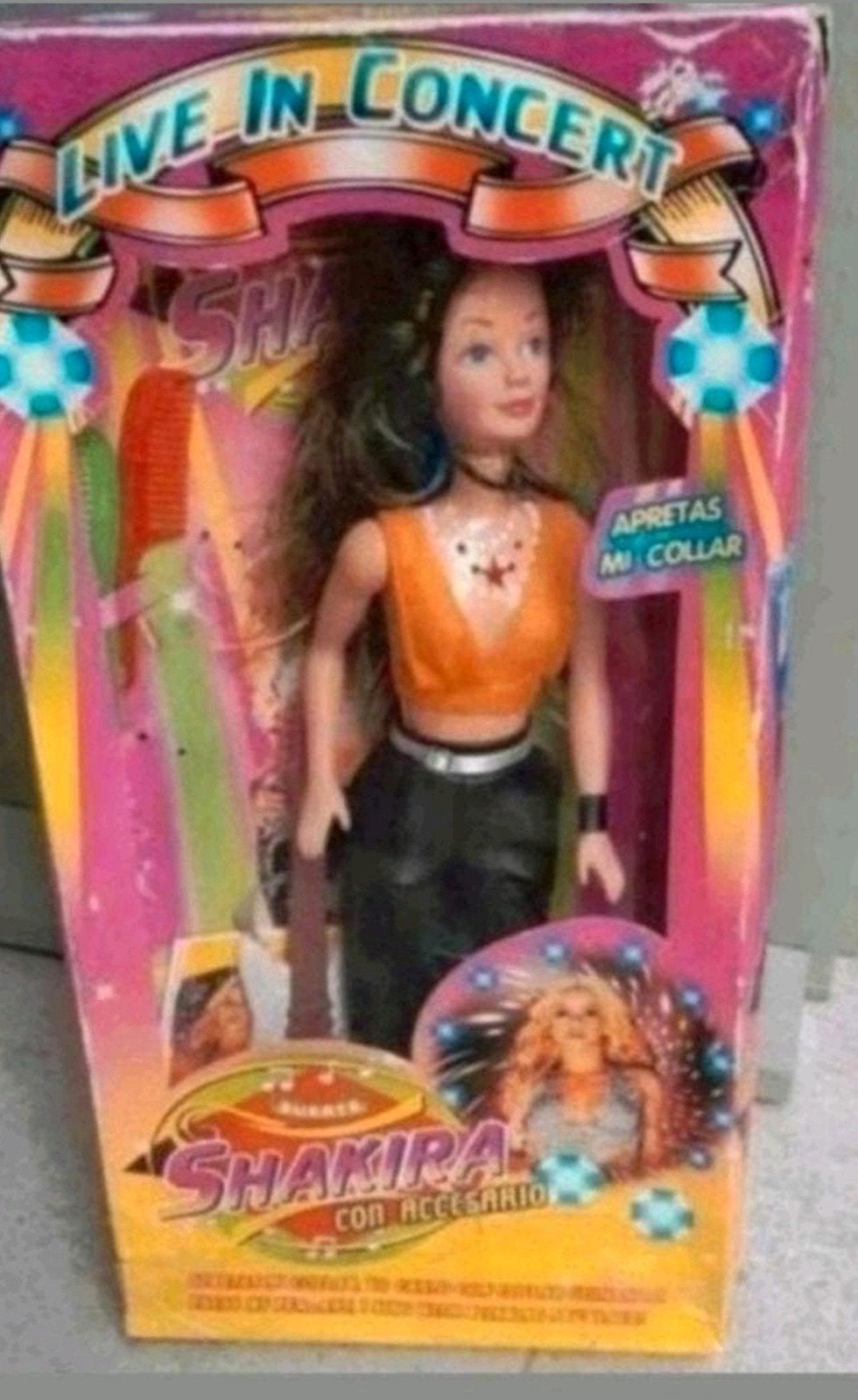 Shakira pop 44 cm live in Concert, Ophalen of Verzenden, Babypop