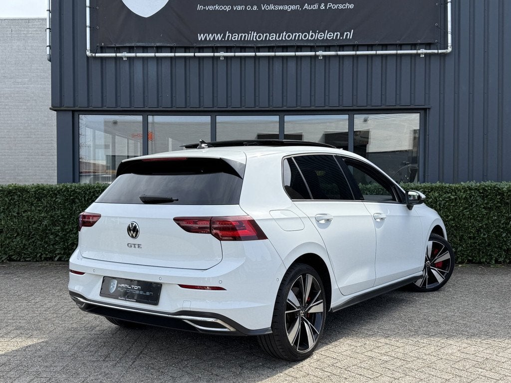 Volkswagen Golf 8 GTE 1.4 TSI 245pk DSG / Aut. E-Hybrid Pano, Auto's, Volkswagen, Gebruikt, Euro 6, 4 cilinders, Alcantara
