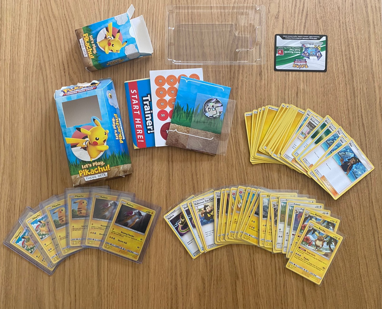 Let’s Play Pikachu Theme Deck Compleet (Geopend), Hobby en Vrije tijd, Verzamelkaartspellen | Pokémon, Ophalen of Verzenden, Zo goed als nieuw