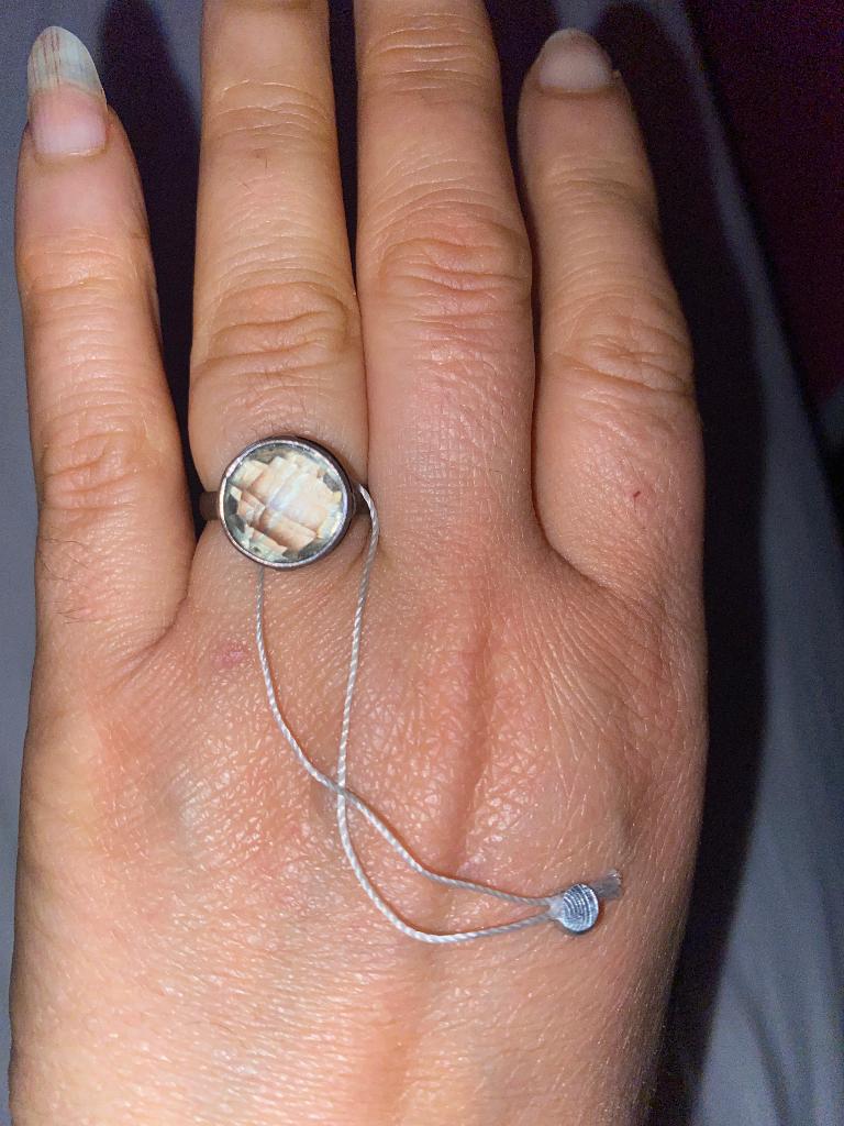 Ring van echte zilvervisjes koop. Nieuw, Nieuw, Ophalen of Verzenden, 17 tot 18, Met edelsteen