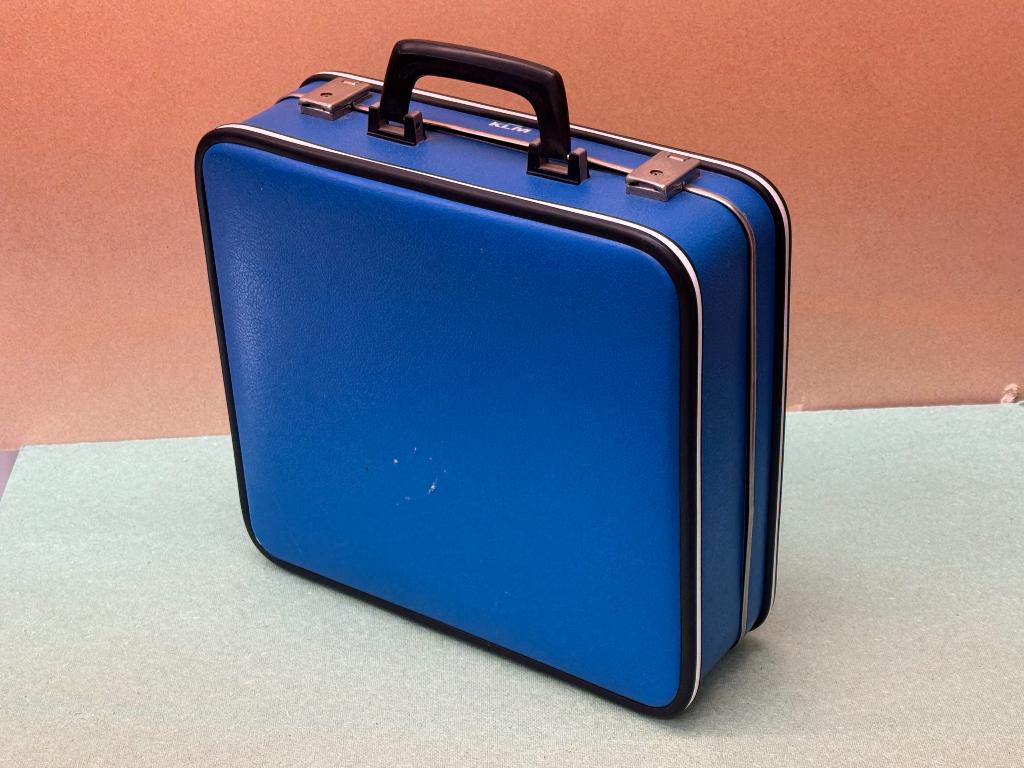 KLM-koffertje origineel 70-er jaren, Verzamelen, Ophalen, Gebruikt