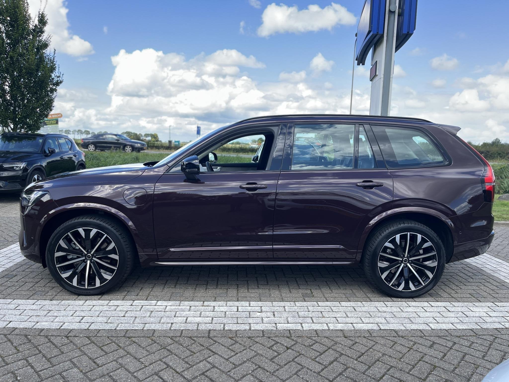 Volvo XC90 T8 Ultra Dark | Trekhaak | Luchtvering | Massage, Auto's, 12 maanden, Gebruikt, Euro 6, 4 cilinders
